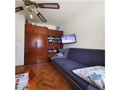 De vanzare apartament 2 camere Decebal