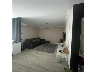 De inchiriat apartament 2 camere ARED cu parcare inclusa.