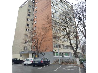 De vanzare ap 2 camere Bld Dacia etaj 2